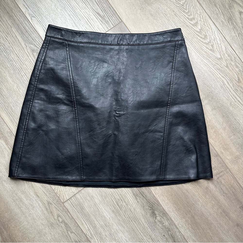 Zara Black Faux Leather Mini Skirt